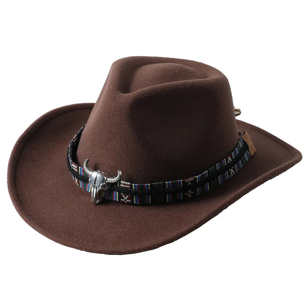 Cowboyhatt i filt med tjurhuvud, enfärgad