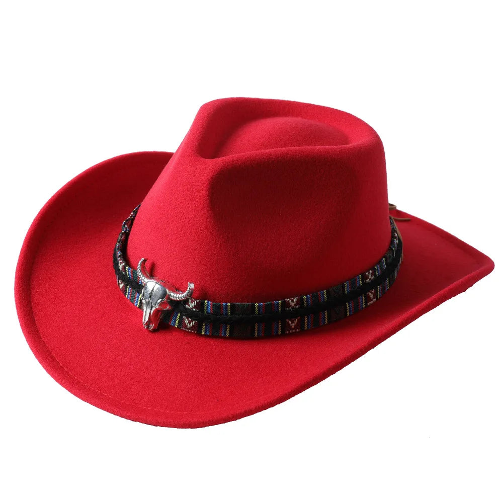Cowboyhatt i filt med tjurhuvud, enfärgad