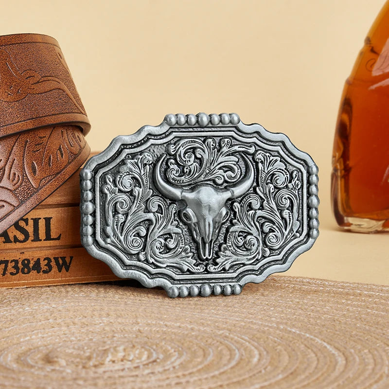 Bältesspänne med initialbokstav, silver