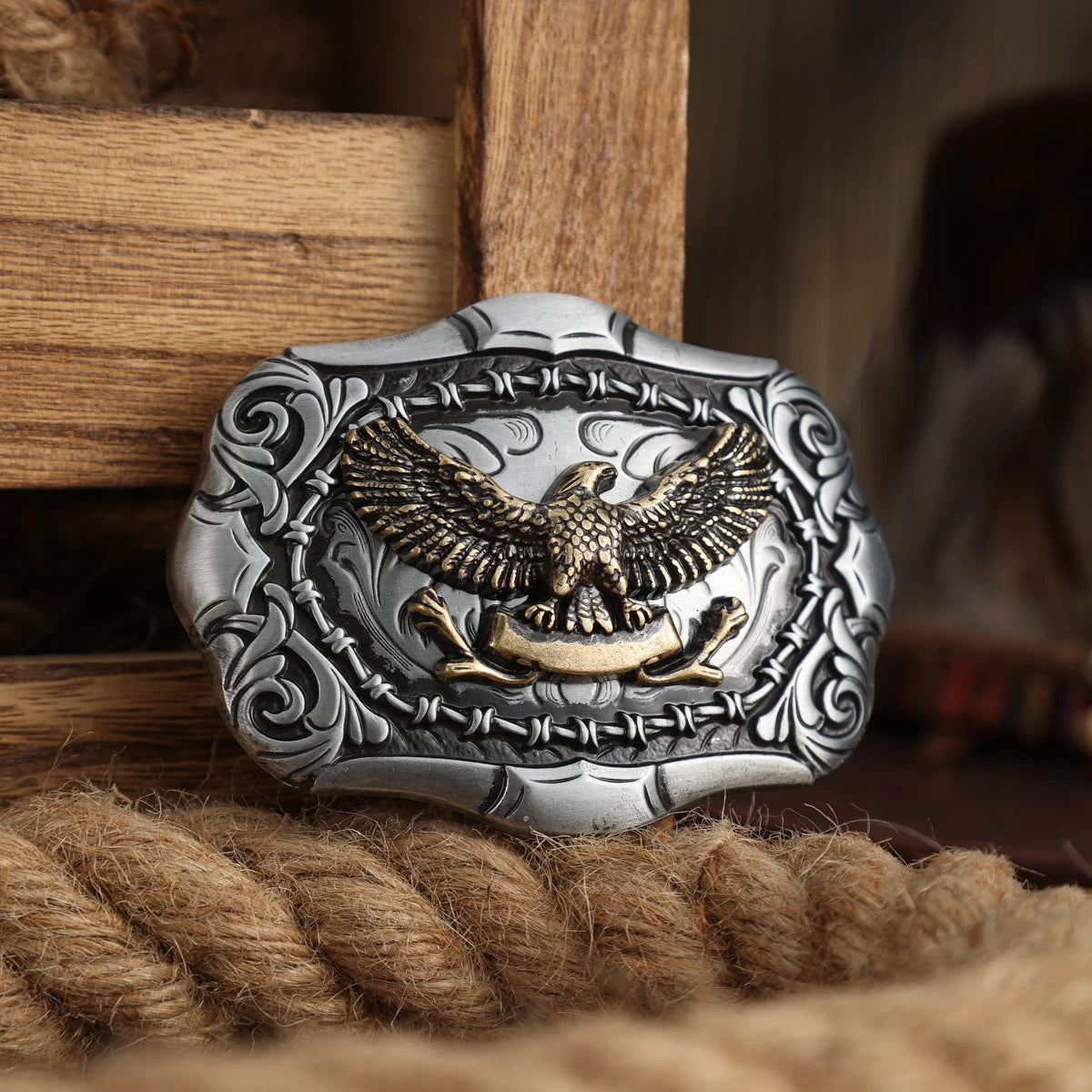 Bältesspänne i metall, cowboystil