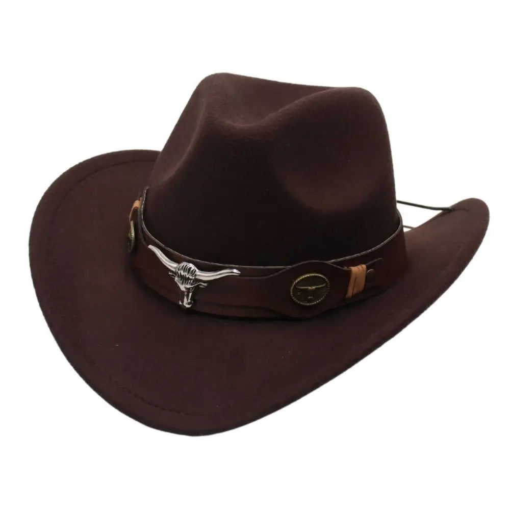 Cowboyhatt i filt med tjurhuvud och hattband