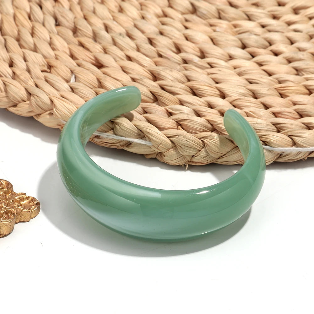 Brett manschettarmband i akryl