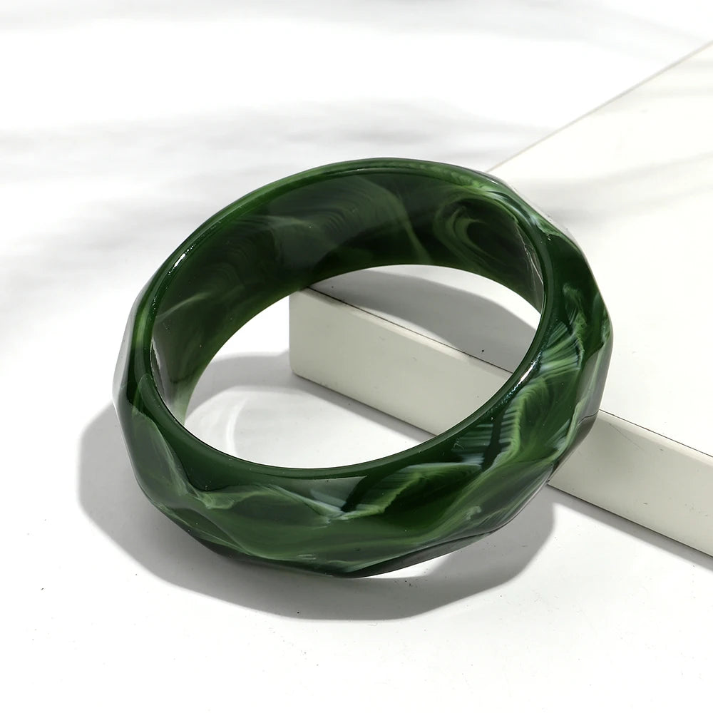 Brett manschettarmband i akryl