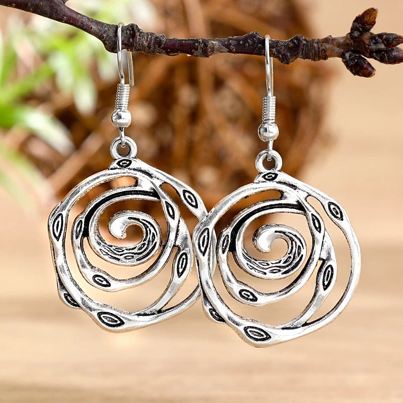 Blommiga örhängen i silver, boho