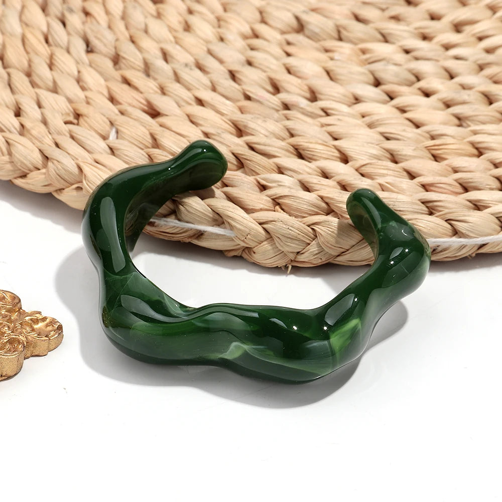 Brett manschettarmband i akryl