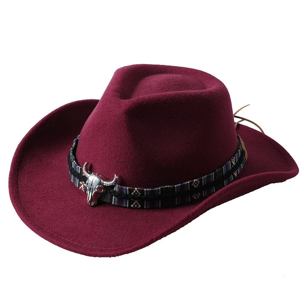 Cowboyhatt i filt med tjurhuvud, enfärgad