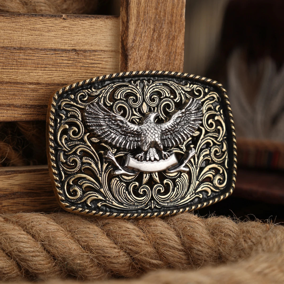 Bältesspänne i metall, cowboystil